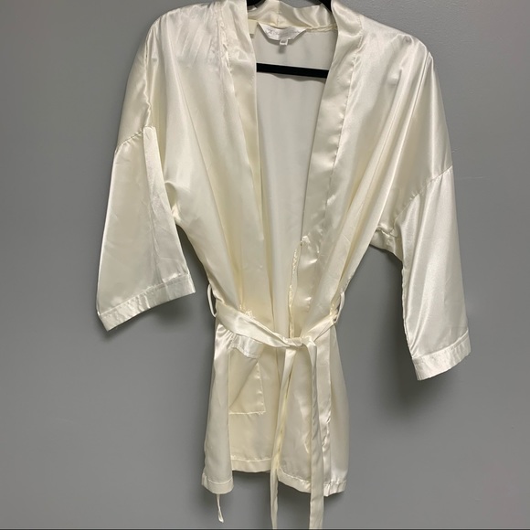 Vintage Intimate Desire Off White Women’s Robe - Picture 2 of 11
